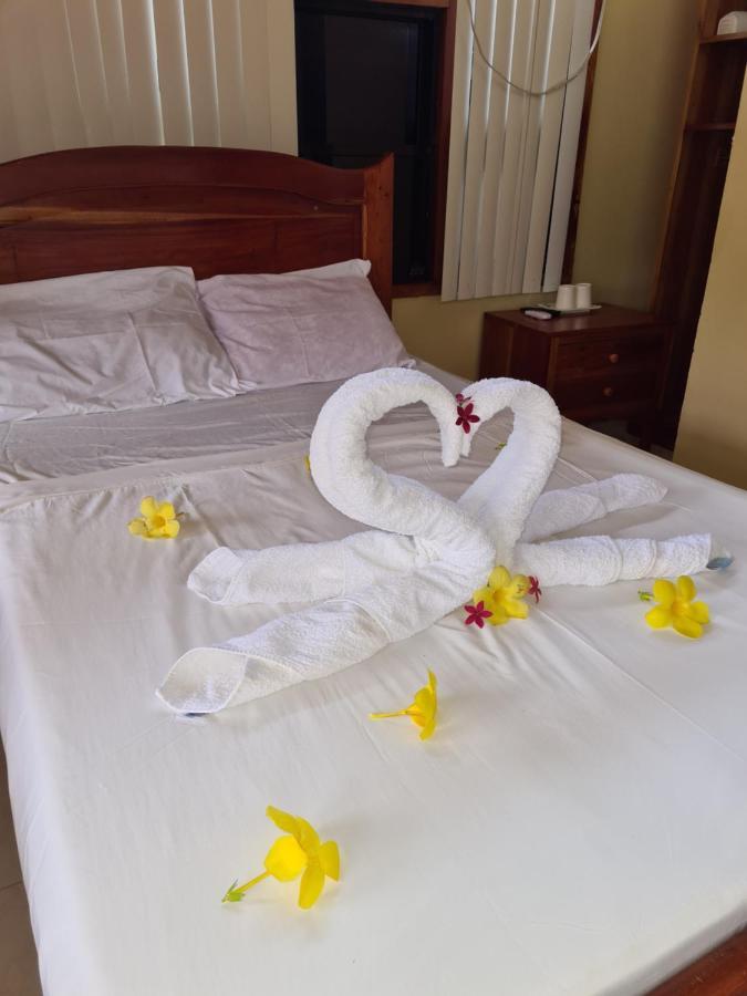 La-Familia Guest House Siquijor Bagian luar foto