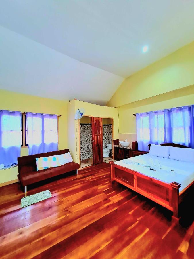La-Familia Guest House Siquijor Bagian luar foto